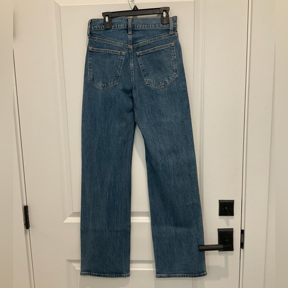 Abercrombie & Fitch Curve Love High Rise 90s Relaxed Jean - Picture 4 of 4